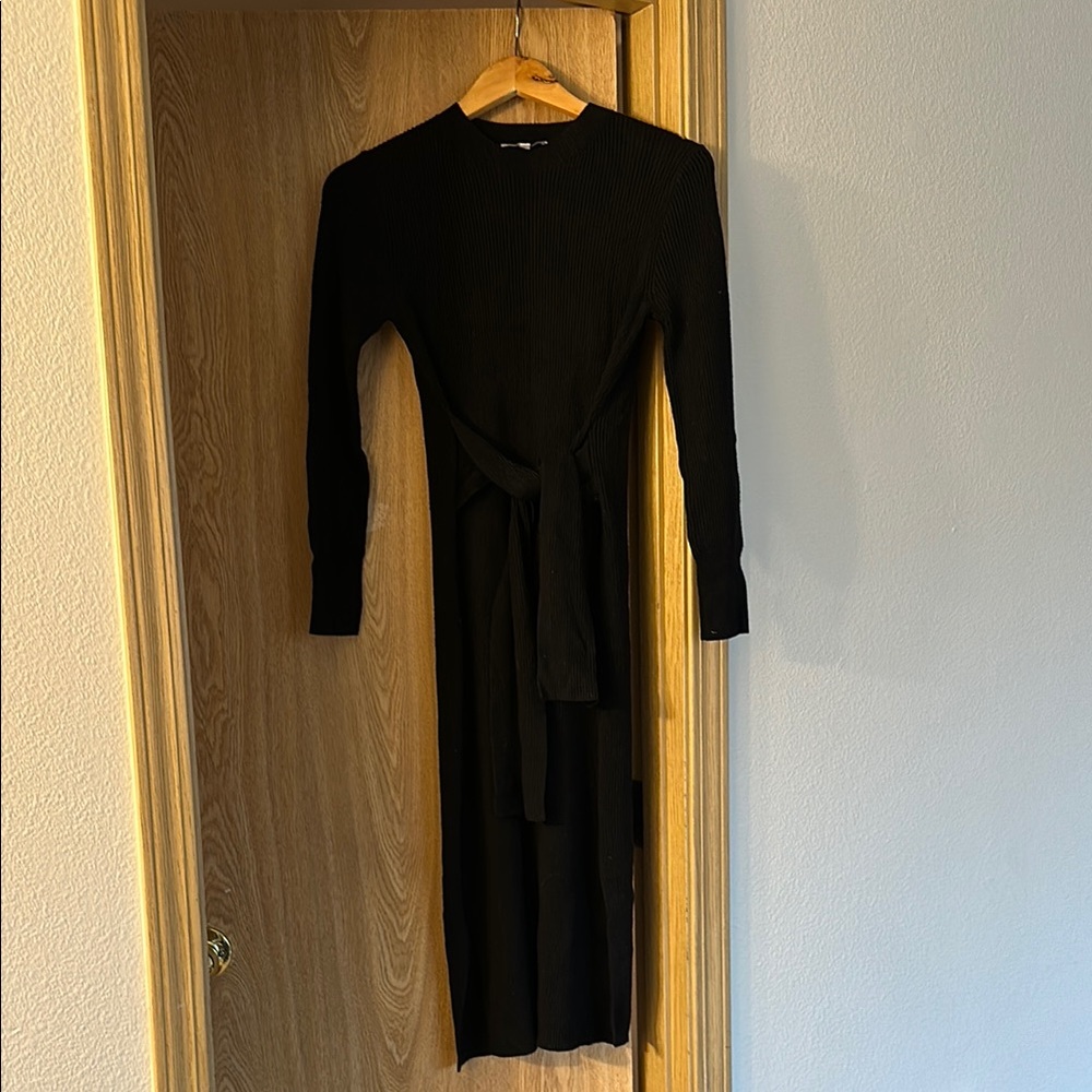 Elegant Black Knit Dress